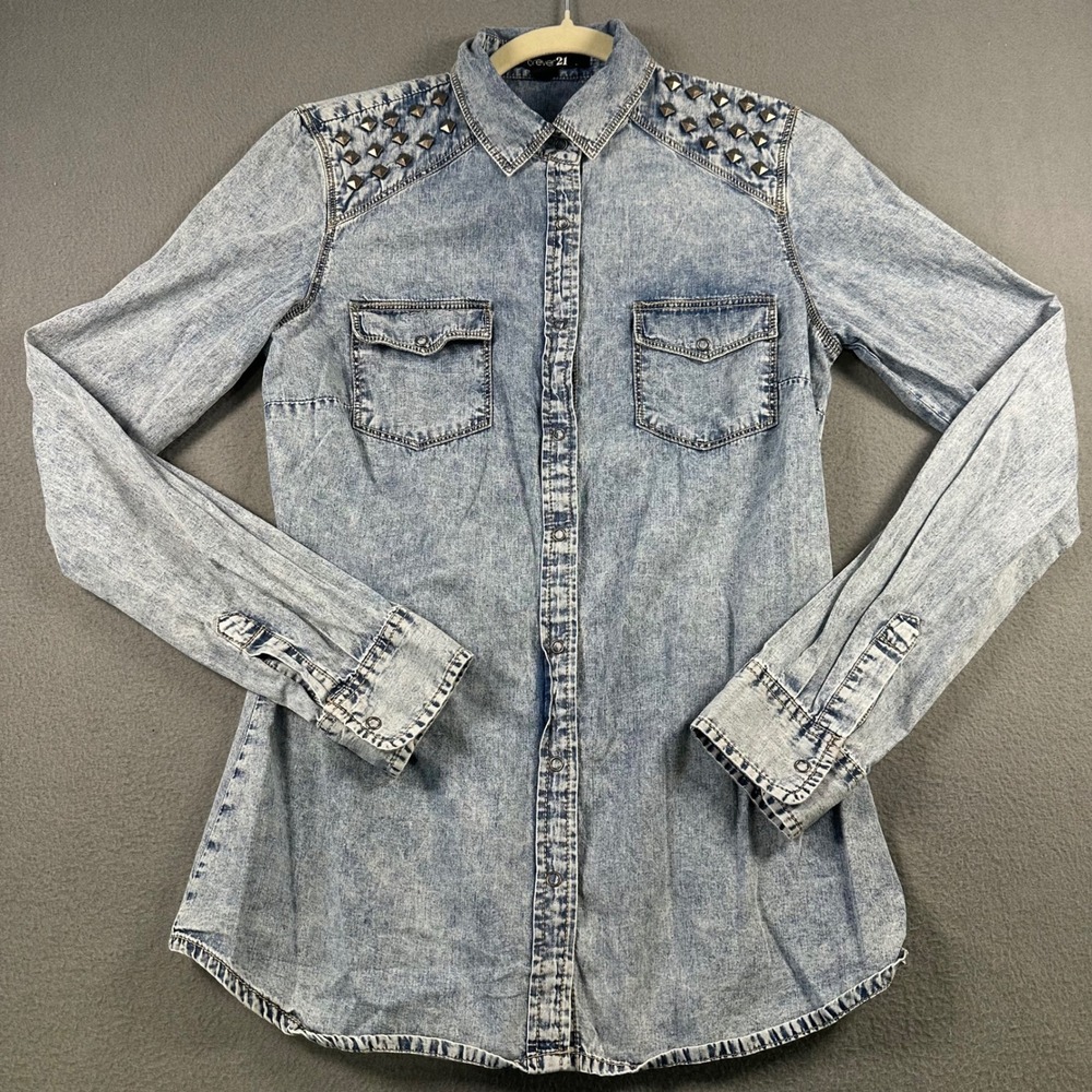 Forever 21 Womens Acid Wash Denim Shirt Studded Shoulder Western Snap Front S
